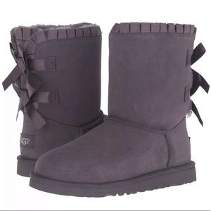 UGG Bailey Bow Ruffles Boots Youth 4 Womens 6 NEW
